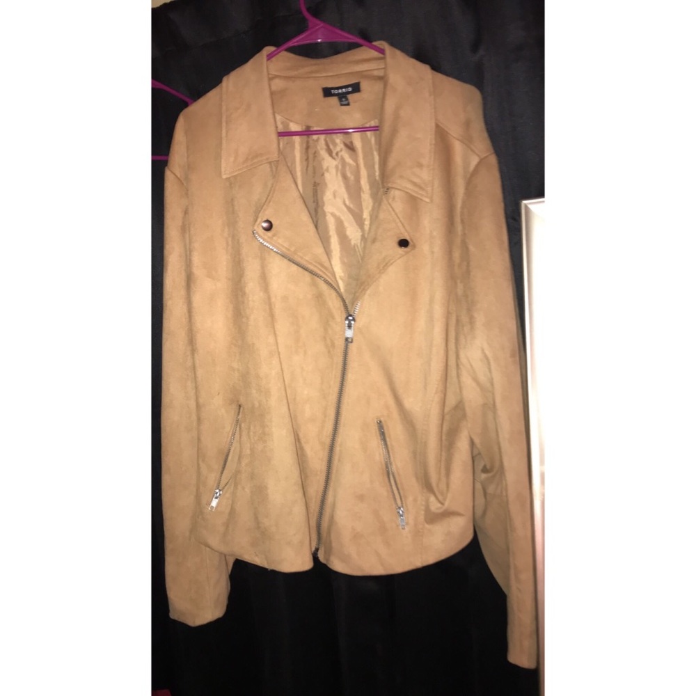 Torrid faux Swede tan jacket 🧥 size 5